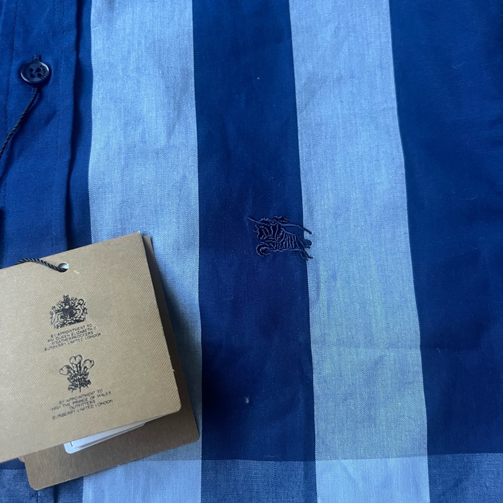 bought on poshmark but didn’t fit my husband.